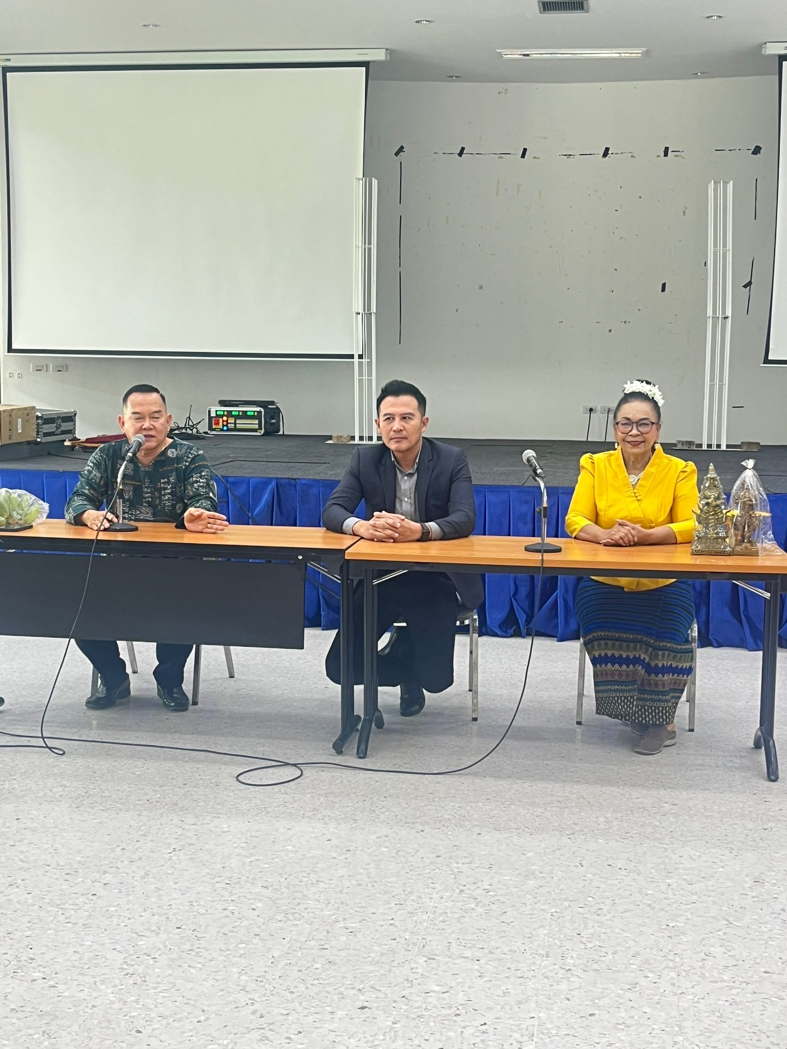 19 กุมภาพันธ์ 2568 ประชุมคณะกรรมการศูนย์การเรียนรู้การแสดงทางวัฒนธรรมและการสร้างเศรษฐกิจเพื่อชุมชนอย่างอย่างยืน